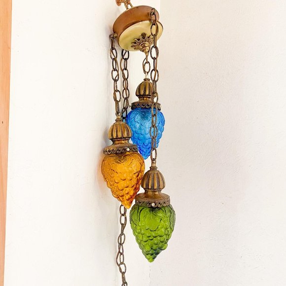 Rare Vintage Midcentury Grape Swag Light Fixture - Picture 2 of 11